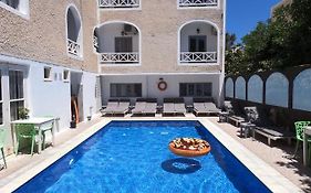 Anny Studios & Rooms Perissa Beach